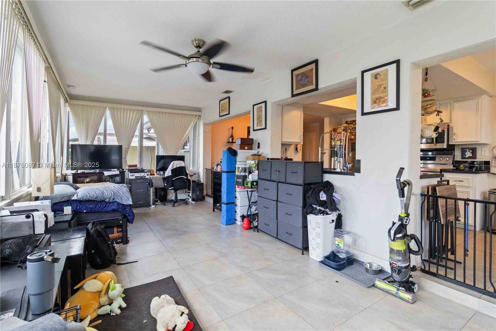 Small Image of 4507 NORTH WEST 44TH ST, Tamarac Number 16