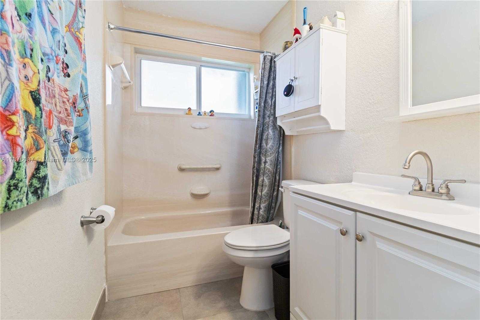 Small Image of 4507 NORTH WEST 44TH ST, Tamarac Number 19