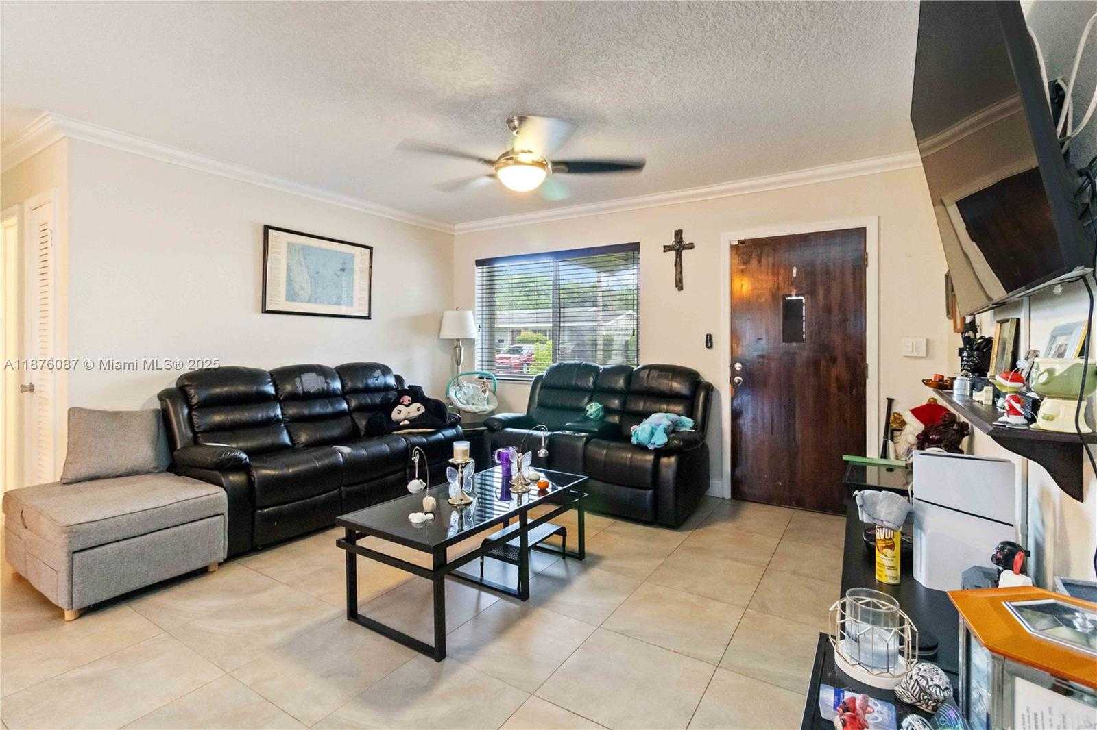 Small Image of 4507 NORTH WEST 44TH ST, Tamarac Number 8