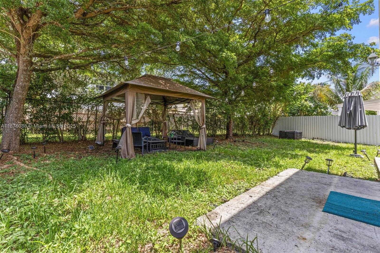 Small Image of Homestead Number 33