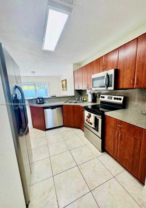 Small Image of 28324 SOUTH WEST 133RD AVE, Homestead Number 10