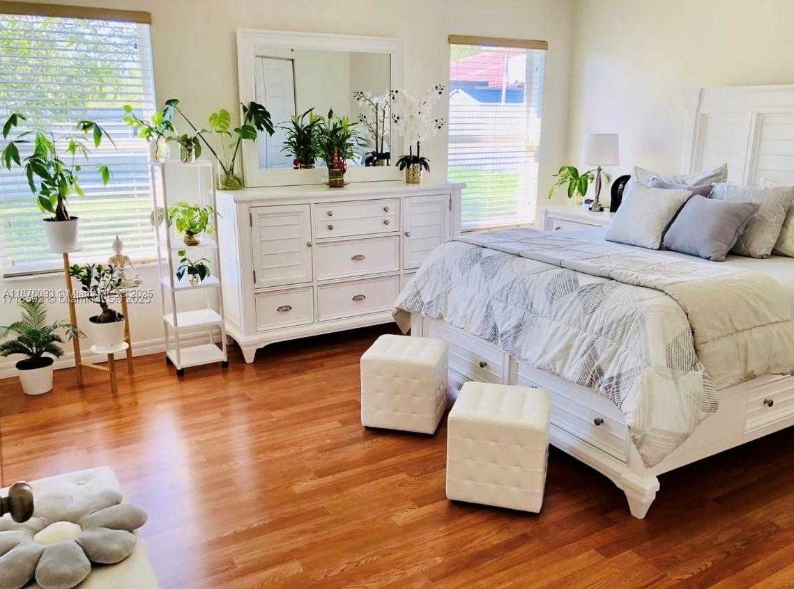 Small Image of 28324 SOUTH WEST 133RD AVE, Homestead Number 15
