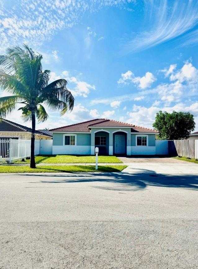 Small Image of 28324 SOUTH WEST 133RD AVE, Homestead Number 2