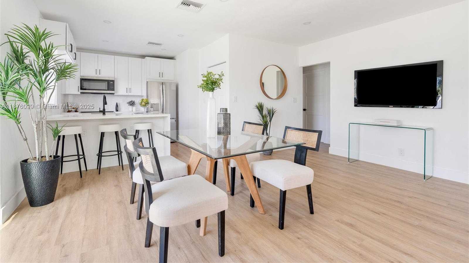 Small Image of 3230 TAFT ST, Hollywood Number 10