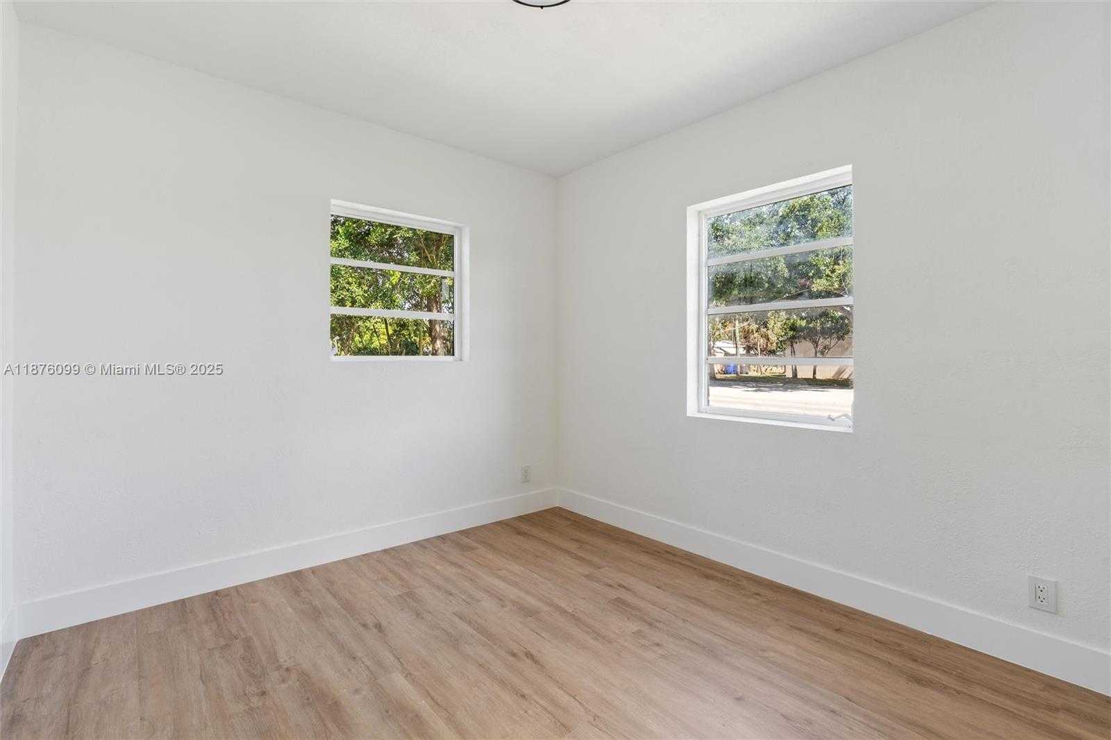 Small Image of 3230 TAFT ST, Hollywood Number 17