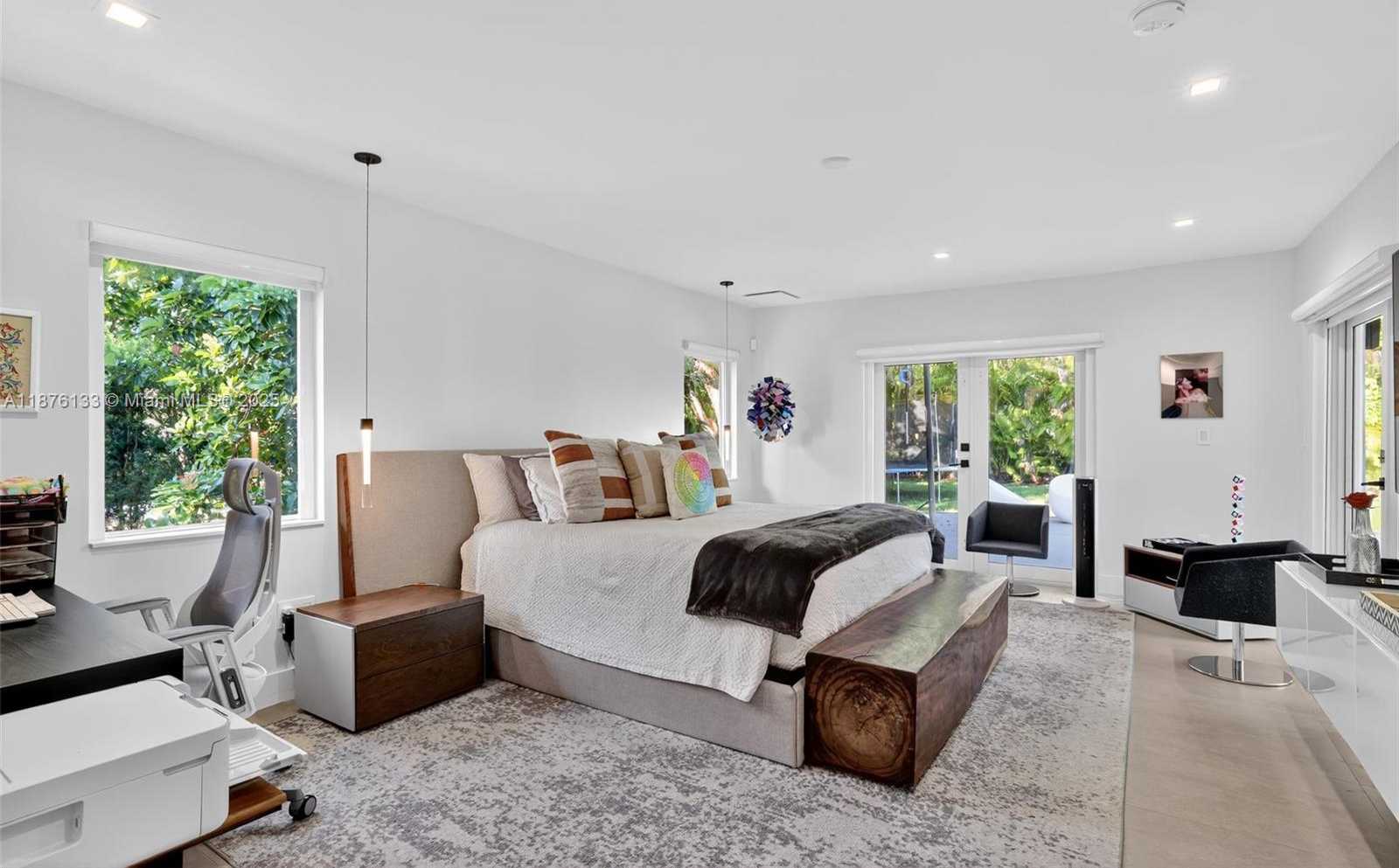 Small Image of 10740 SOUTH WEST 73RD CT, Pinecrest Number 15