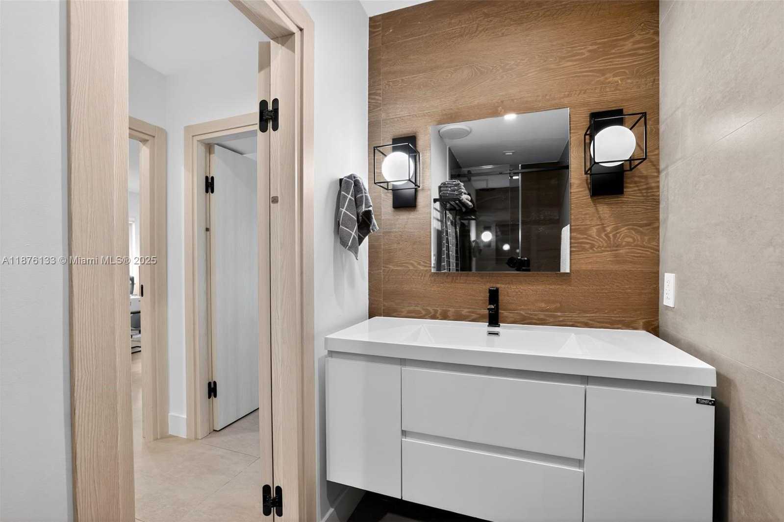 Small Image of 10740 SOUTH WEST 73RD CT, Pinecrest Number 25