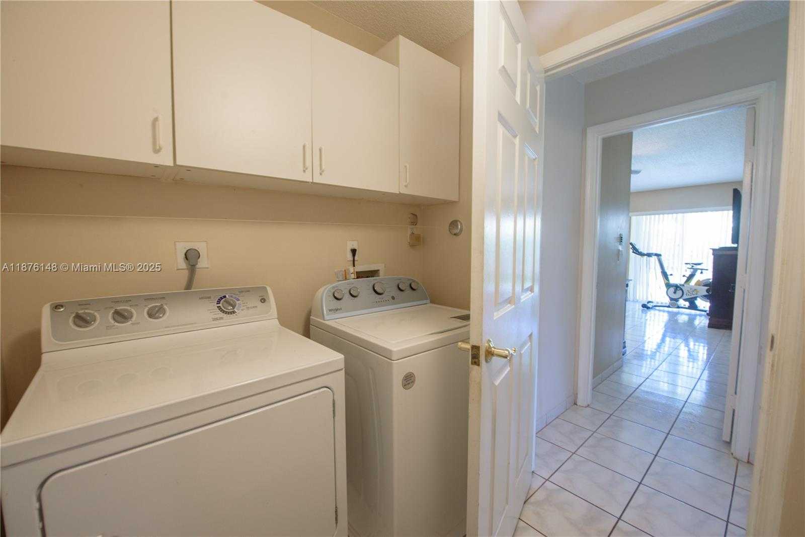 Small Image of 2585 SOUTH EAST 7TH PL, Homestead Number 19