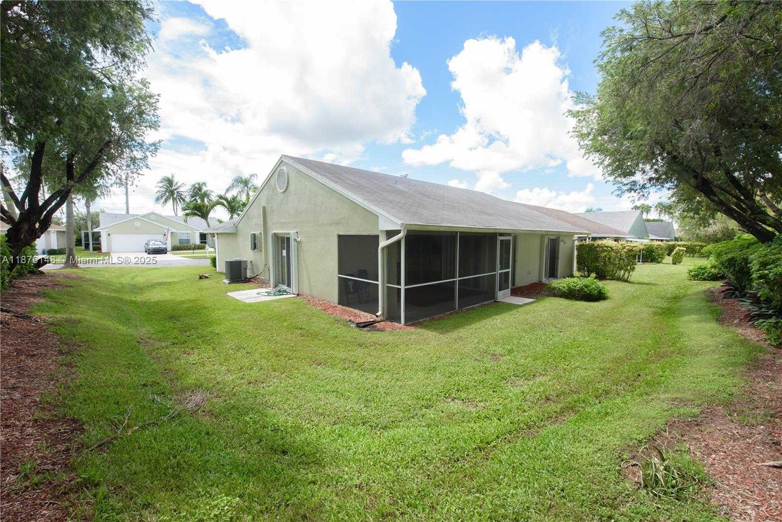 Small Image of 2585 SOUTH EAST 7TH PL, Homestead Number 21