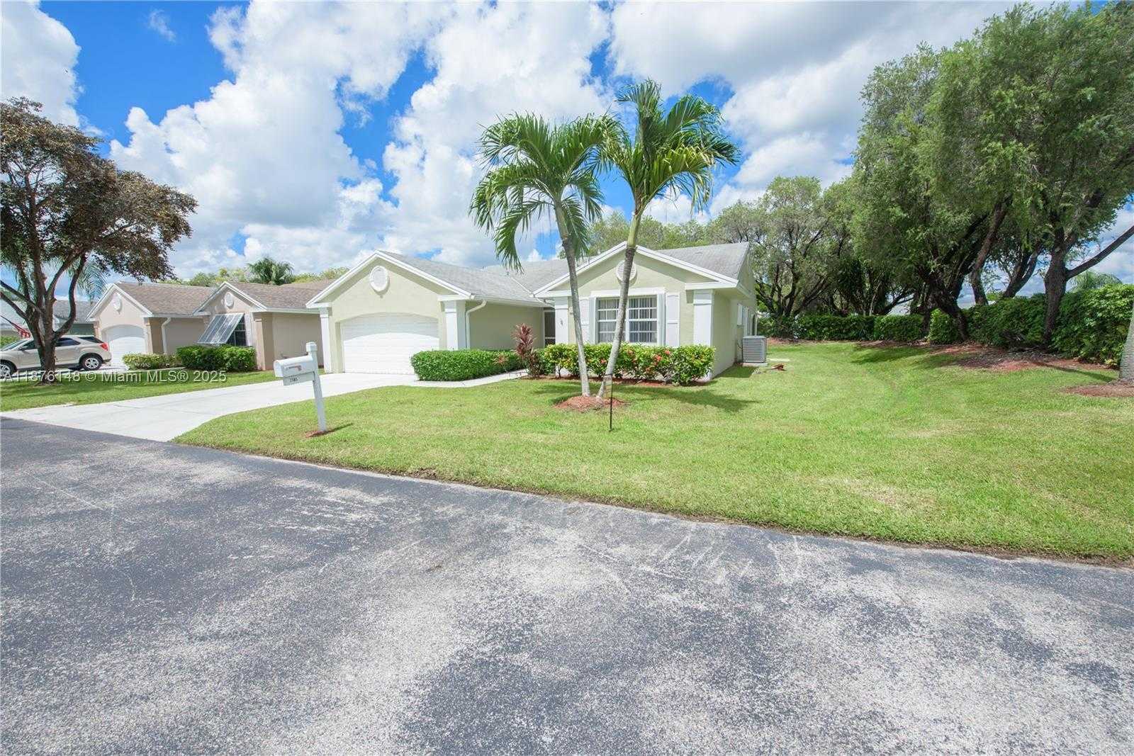 Small Image of 2585 SOUTH EAST 7TH PL, Homestead Number 24