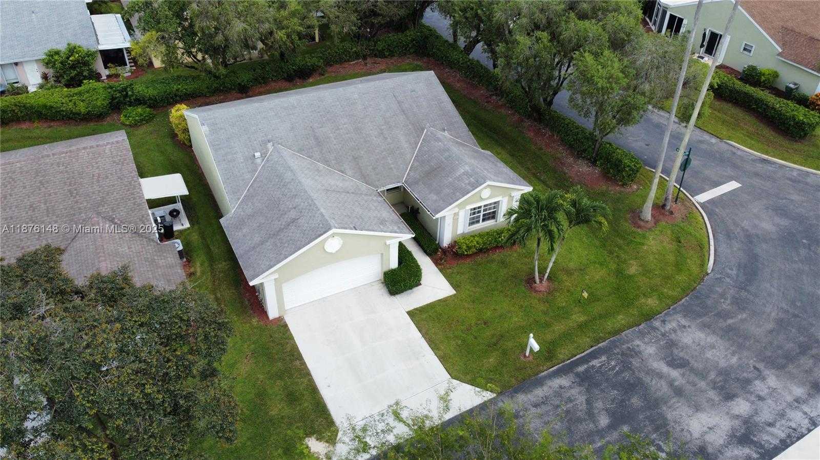 Small Image of 2585 SOUTH EAST 7TH PL, Homestead Number 31