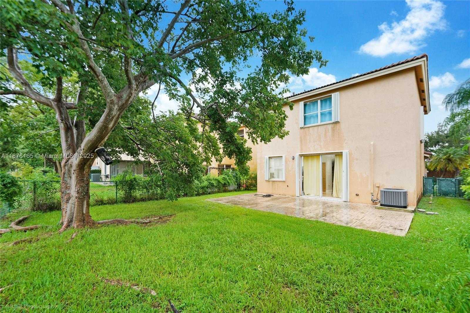 Small Image of 1433 SOUTH EAST 20TH RD, Homestead Number 19