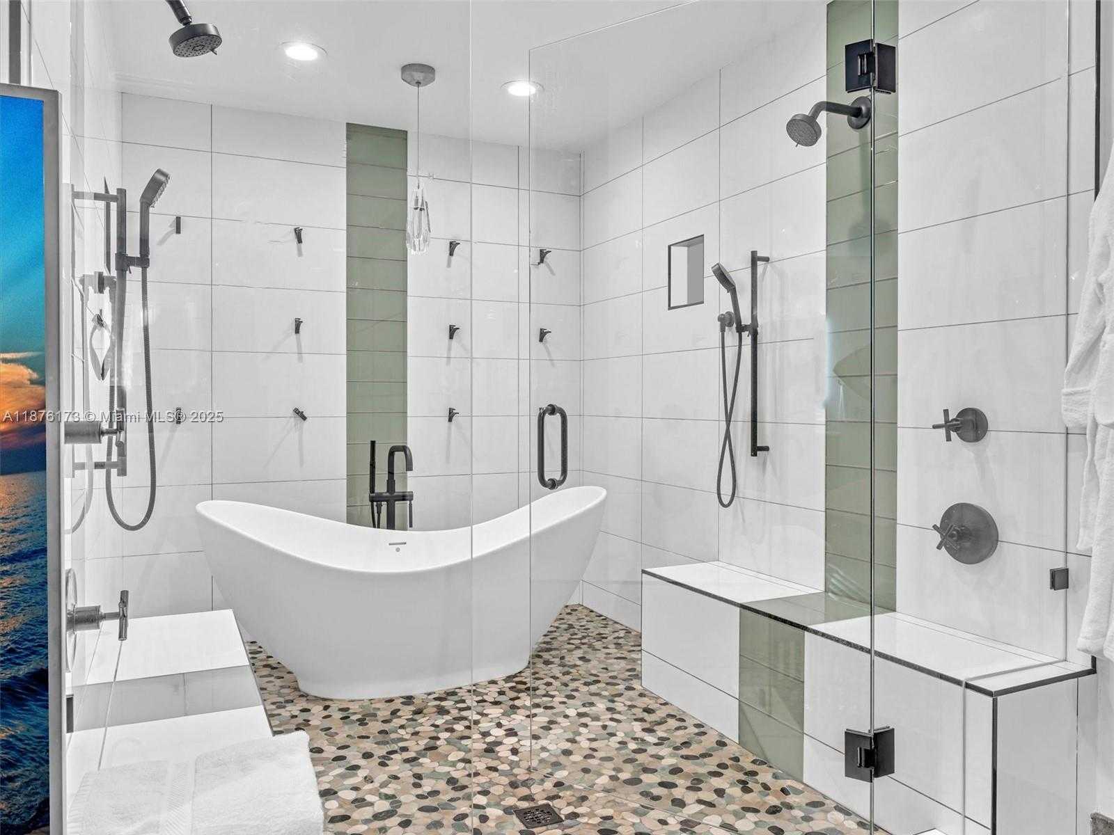 Small Image of 840 SOUTH SOUTHLAKE DR, Hollywood Number 19
