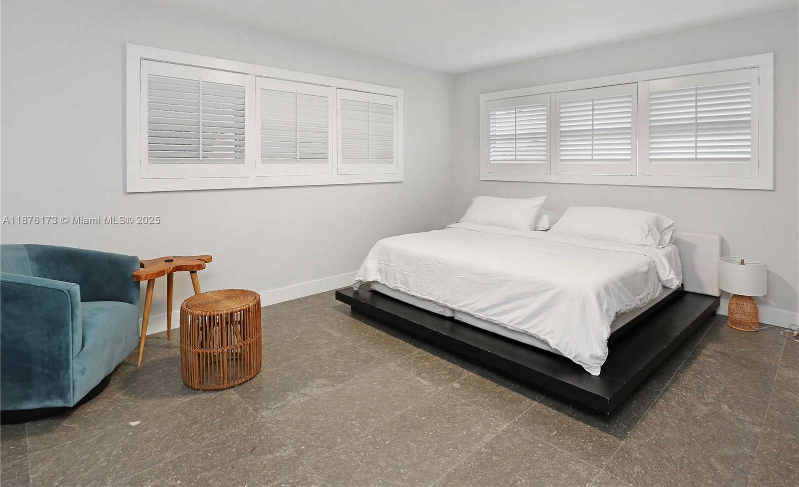 Small Image of 840 SOUTH SOUTHLAKE DR, Hollywood Number 36