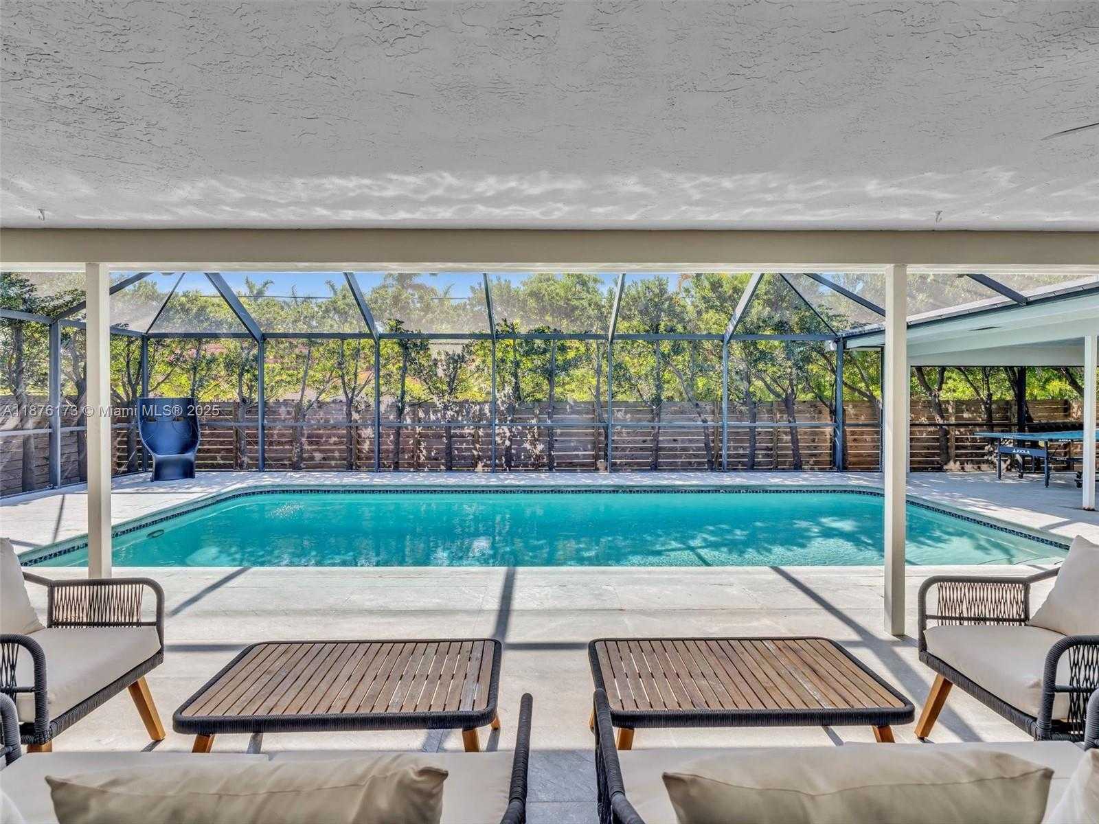 Small Image of 840 SOUTH SOUTHLAKE DR, Hollywood Number 41