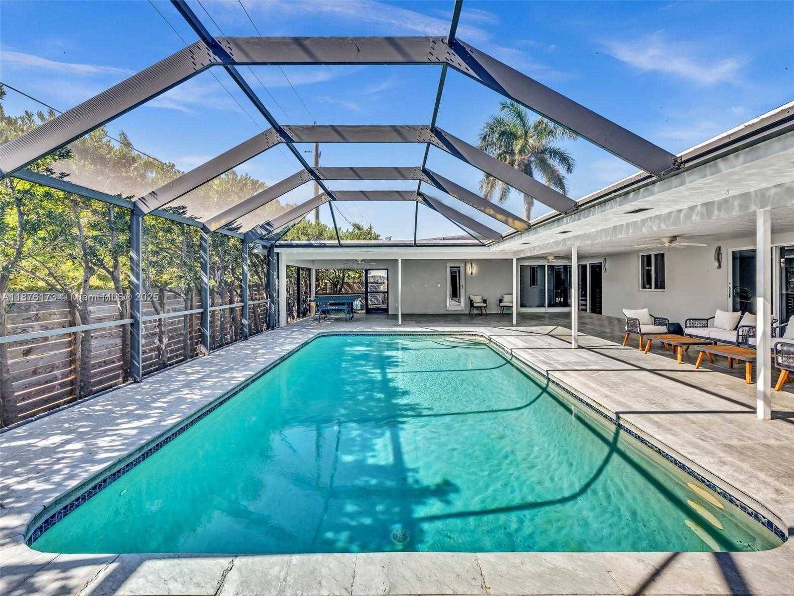 Small Image of 840 SOUTH SOUTHLAKE DR, Hollywood Number 42