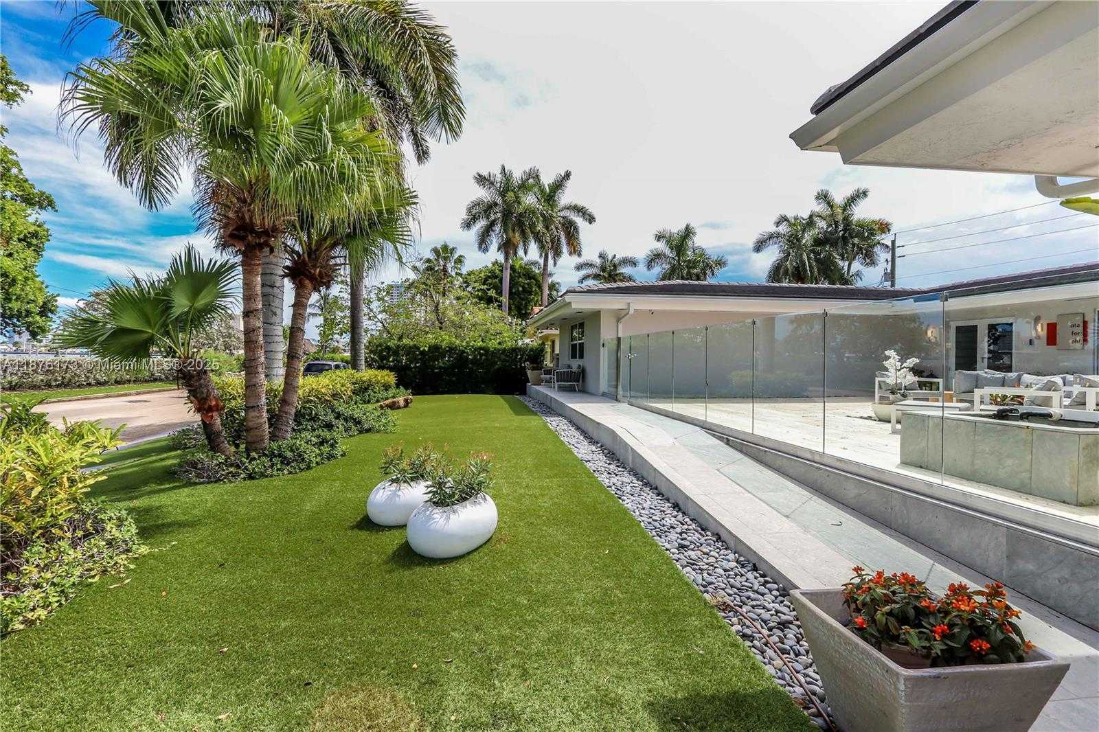 Small Image of 840 SOUTH SOUTHLAKE DR, Hollywood Number 50
