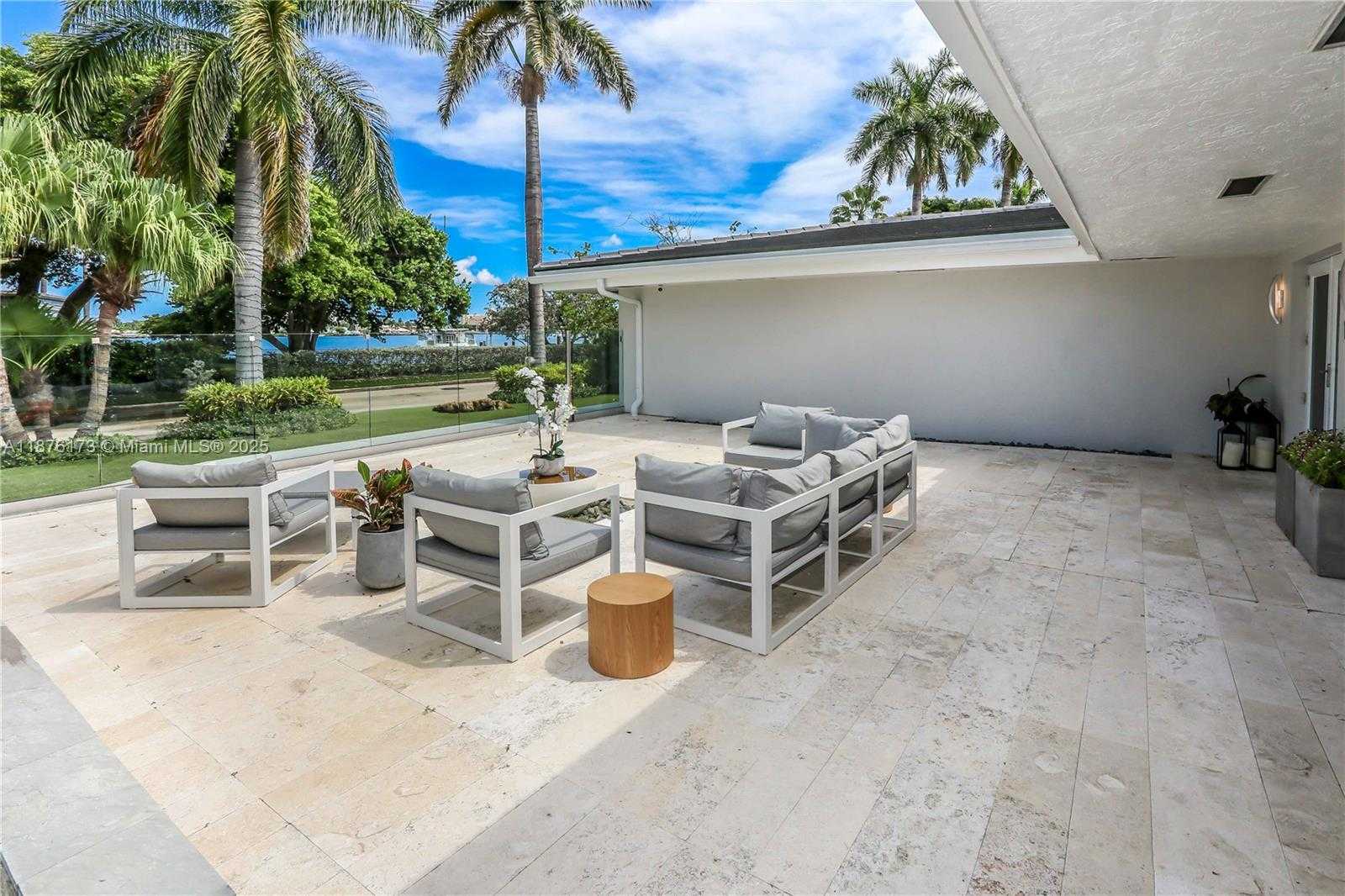 Small Image of 840 SOUTH SOUTHLAKE DR, Hollywood Number 52