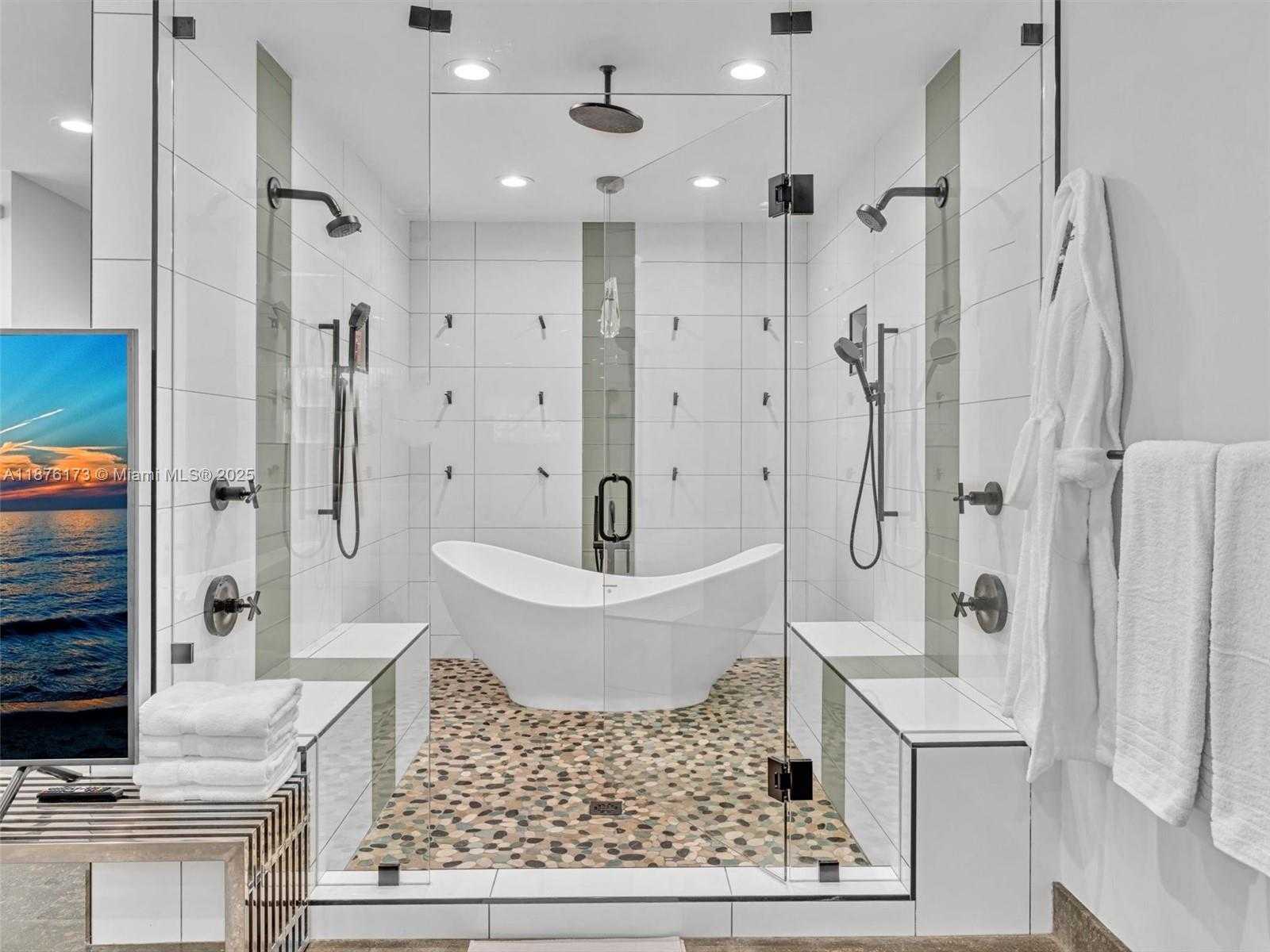Small Image of 840 SOUTH SOUTHLAKE DR, Hollywood Number 7