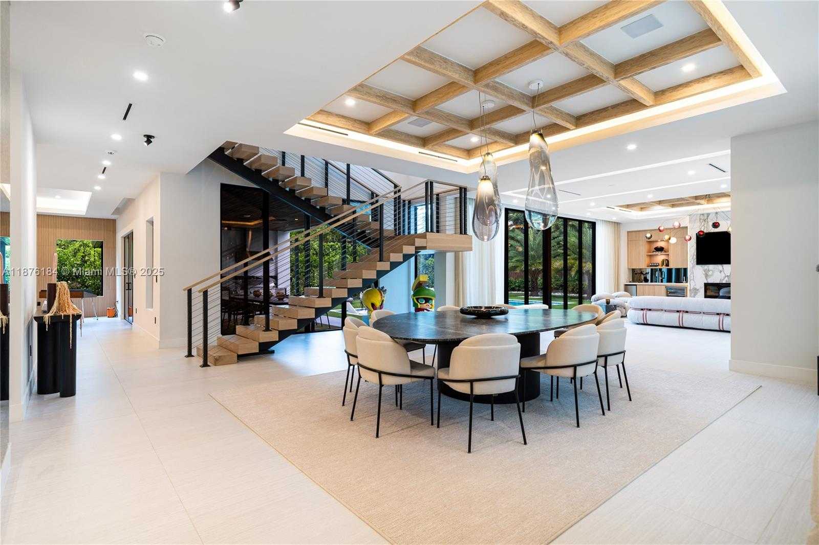 Small Image of 12820 SOUTH WEST 80TH AVE, Pinecrest Number 3