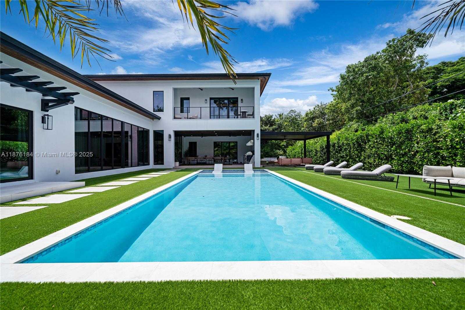 Small Image of 12820 SOUTH WEST 80TH AVE, Pinecrest Number 43