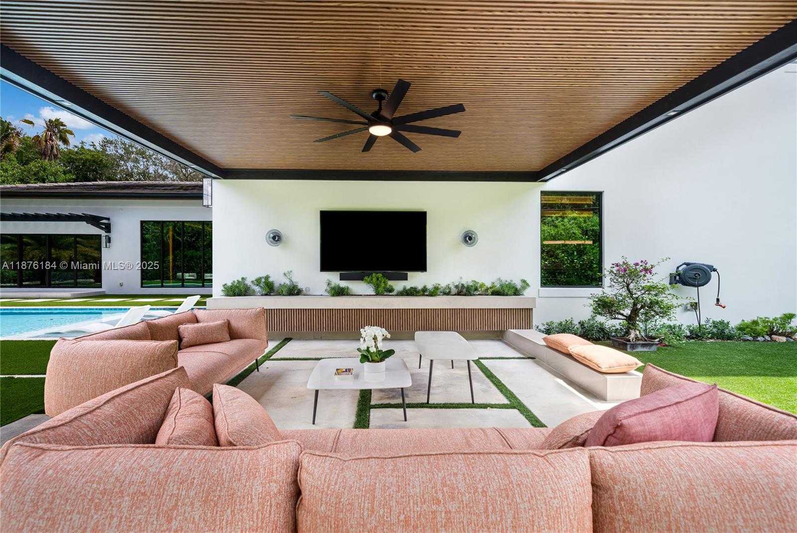 Small Image of 12820 SOUTH WEST 80TH AVE, Pinecrest Number 45