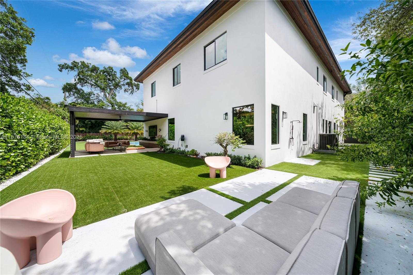 Small Image of 12820 SOUTH WEST 80TH AVE, Pinecrest Number 46