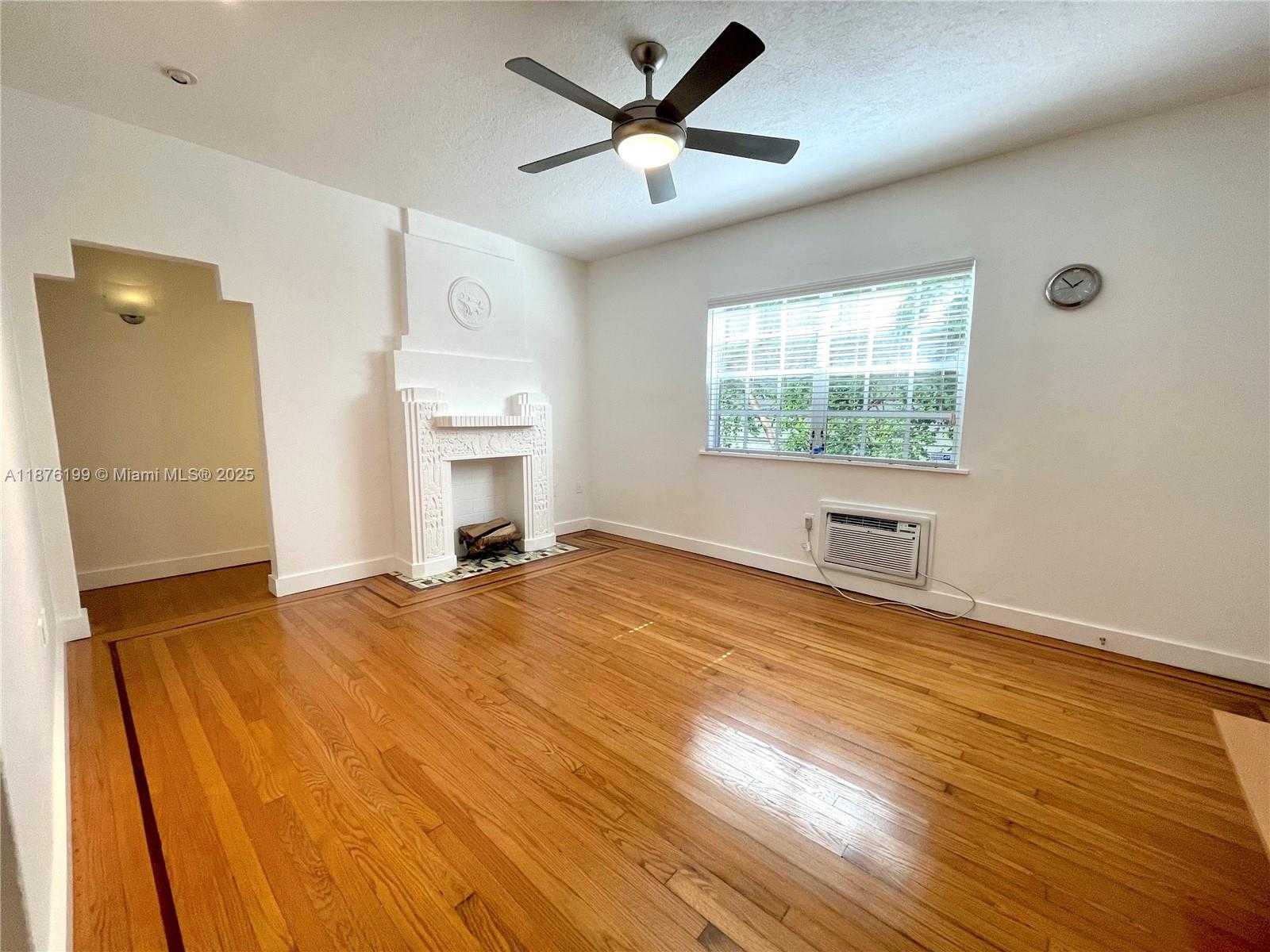Small Image of 1307 EUCLID AVE #2, Miami Beach Number 3