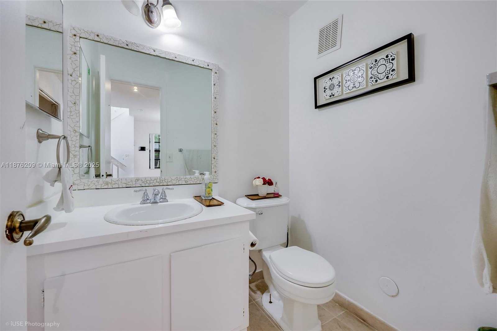 Small Image of 400 NORTH WEST 103RD TER, Pembroke Pines Number 20