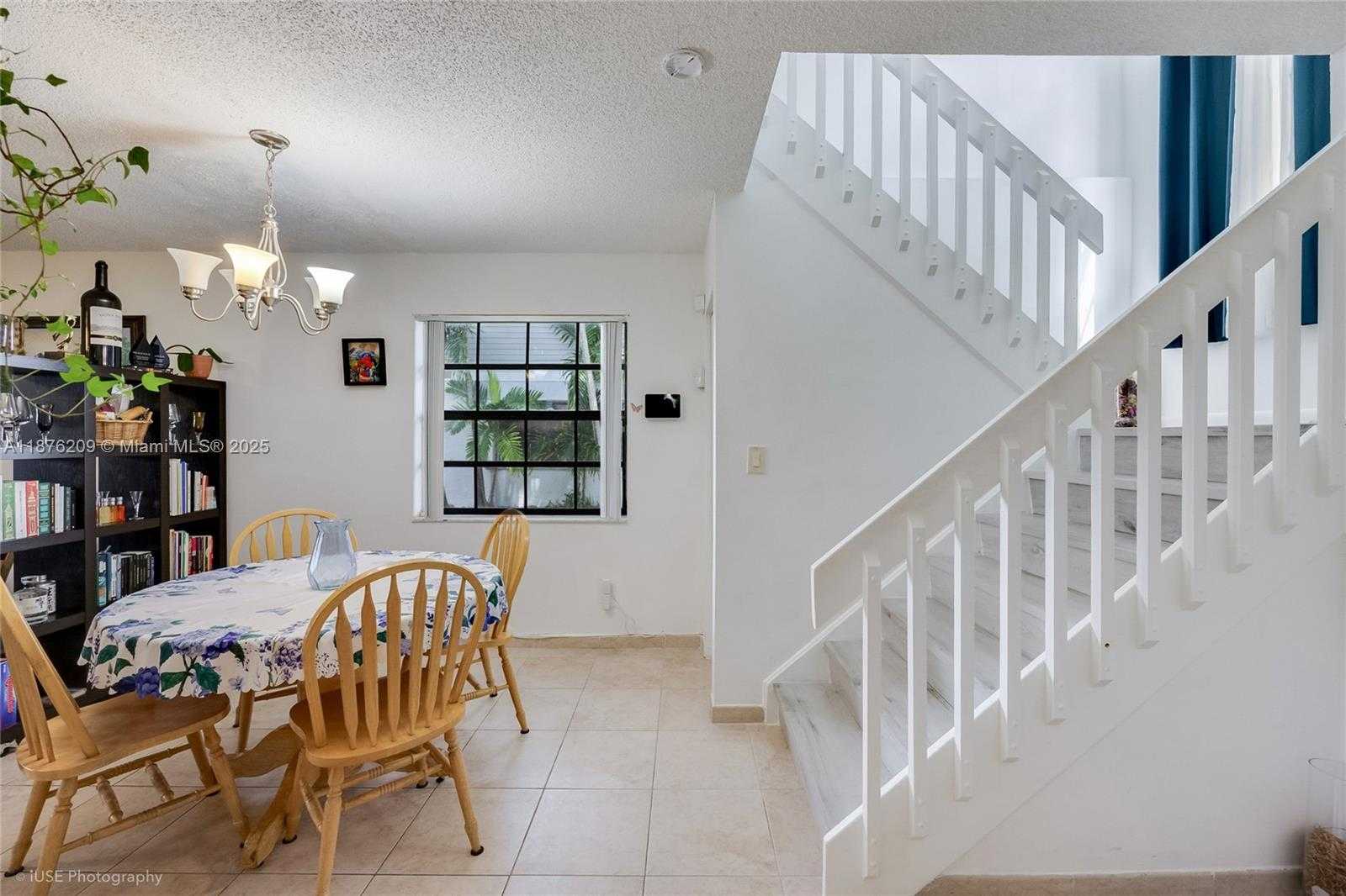 Small Image of 400 NORTH WEST 103RD TER, Pembroke Pines Number 7