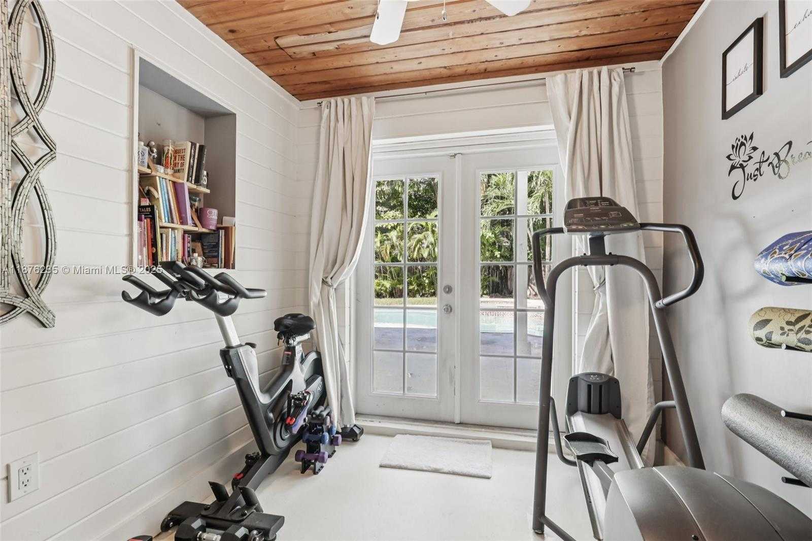 Small Image of 6202 SOUTH WEST 65TH AVE, South Miami Number 41