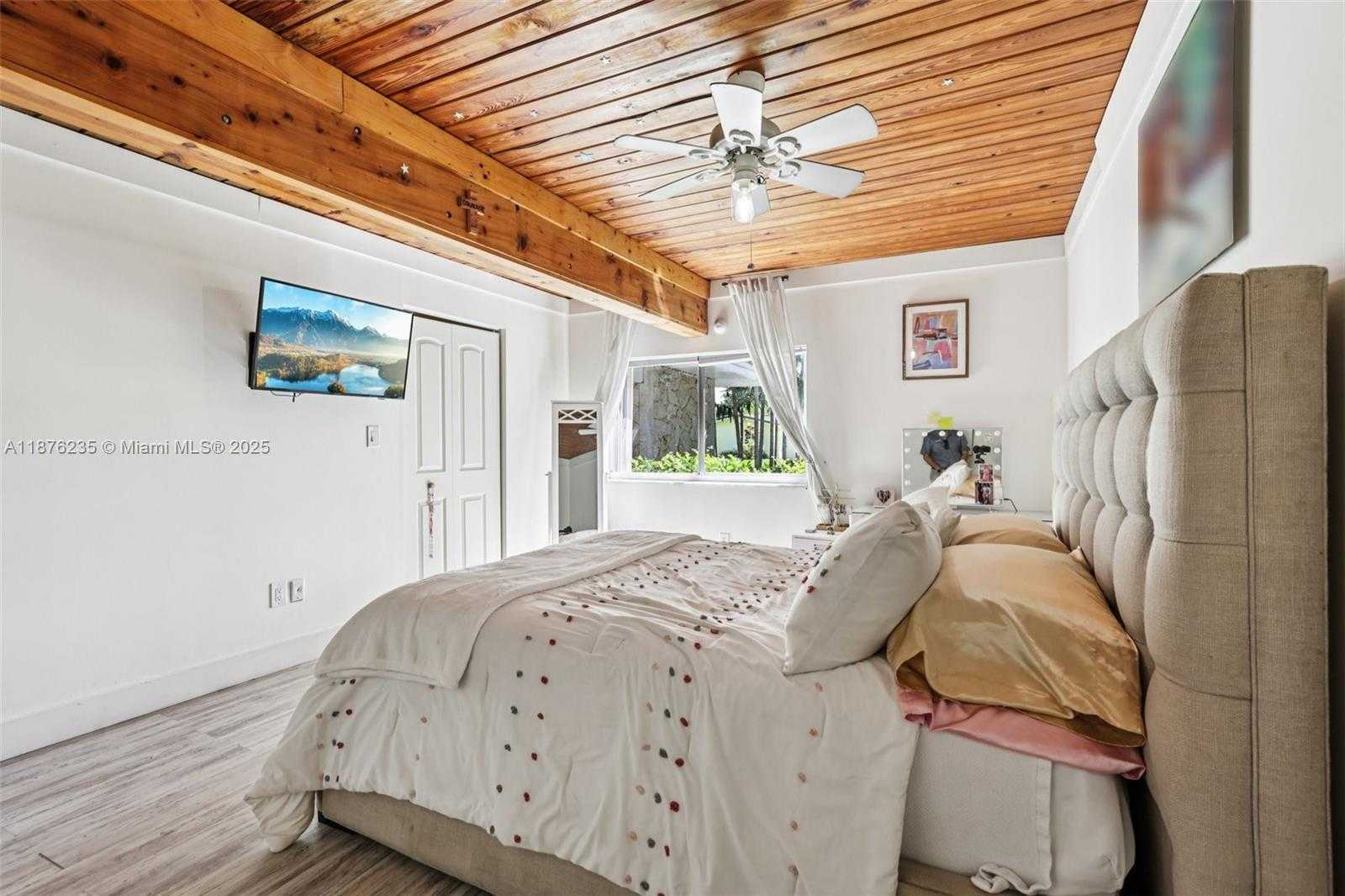 Small Image of 6202 SOUTH WEST 65TH AVE, South Miami Number 47