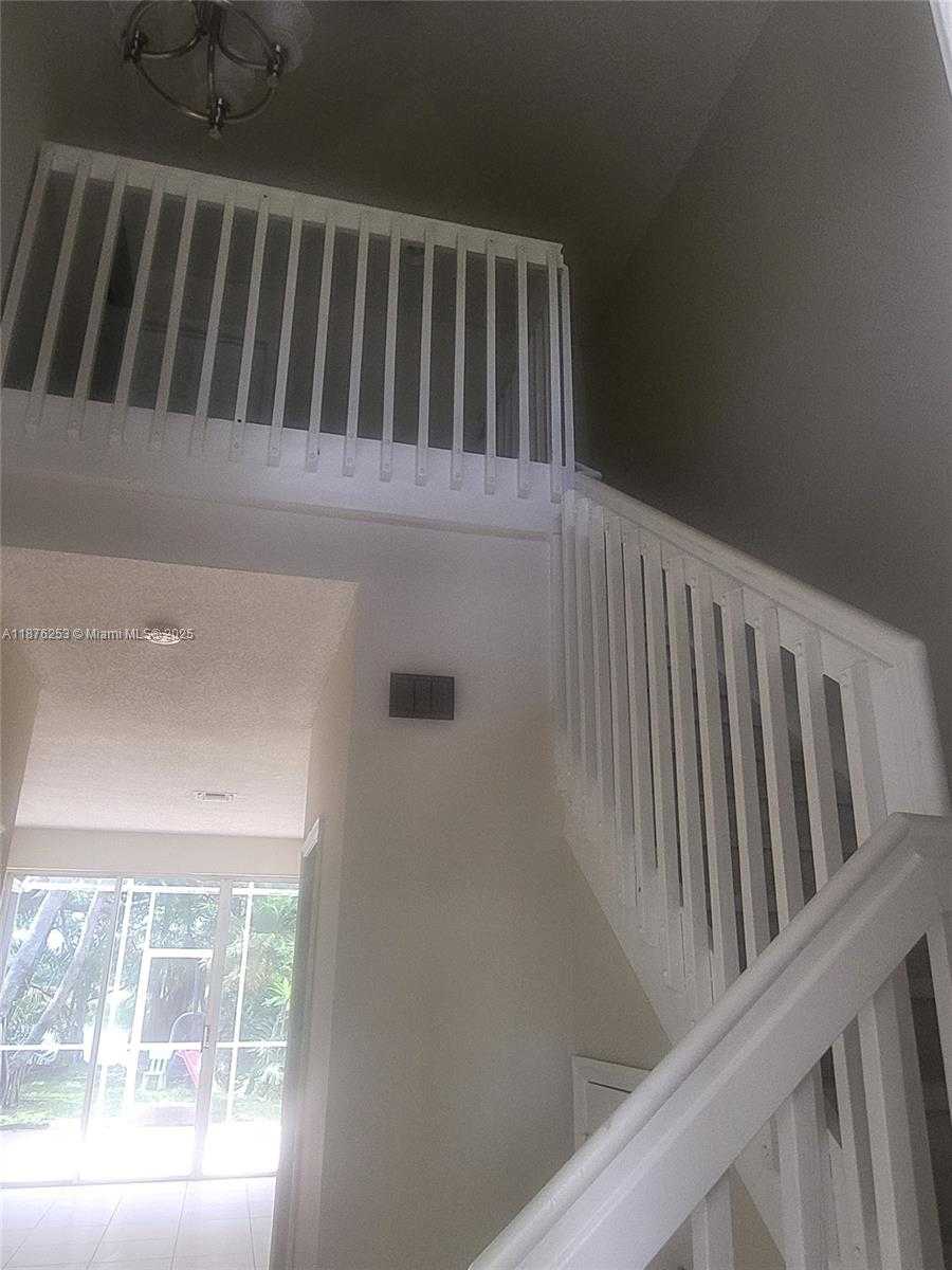 Small Image of 13012 NORTH WEST 8TH ST, Pembroke Pines Number 15