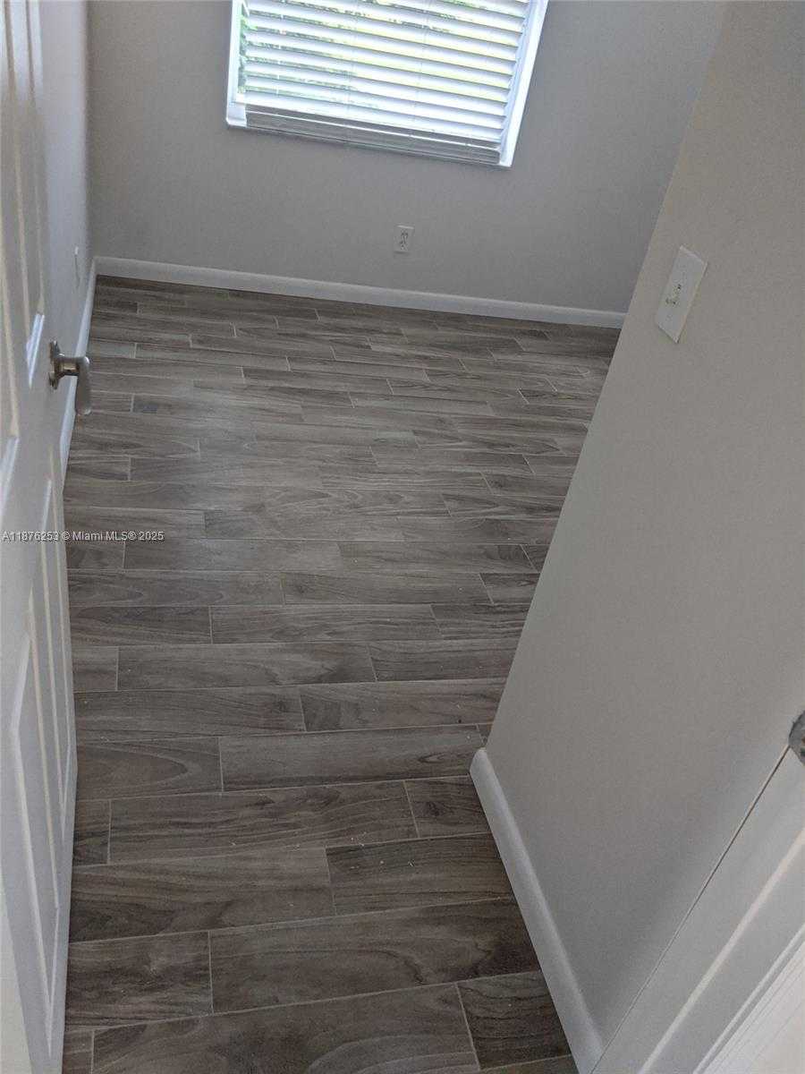 Small Image of 13012 NORTH WEST 8TH ST, Pembroke Pines Number 20