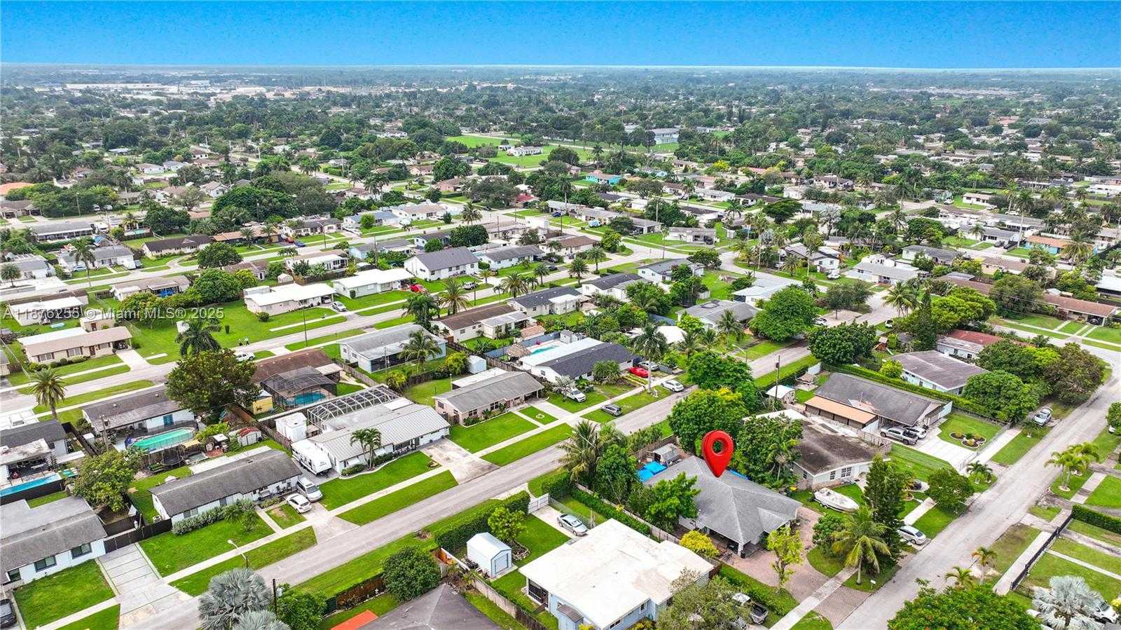 Small Image of 690 NORTH WEST 18TH ST, Homestead Number 27