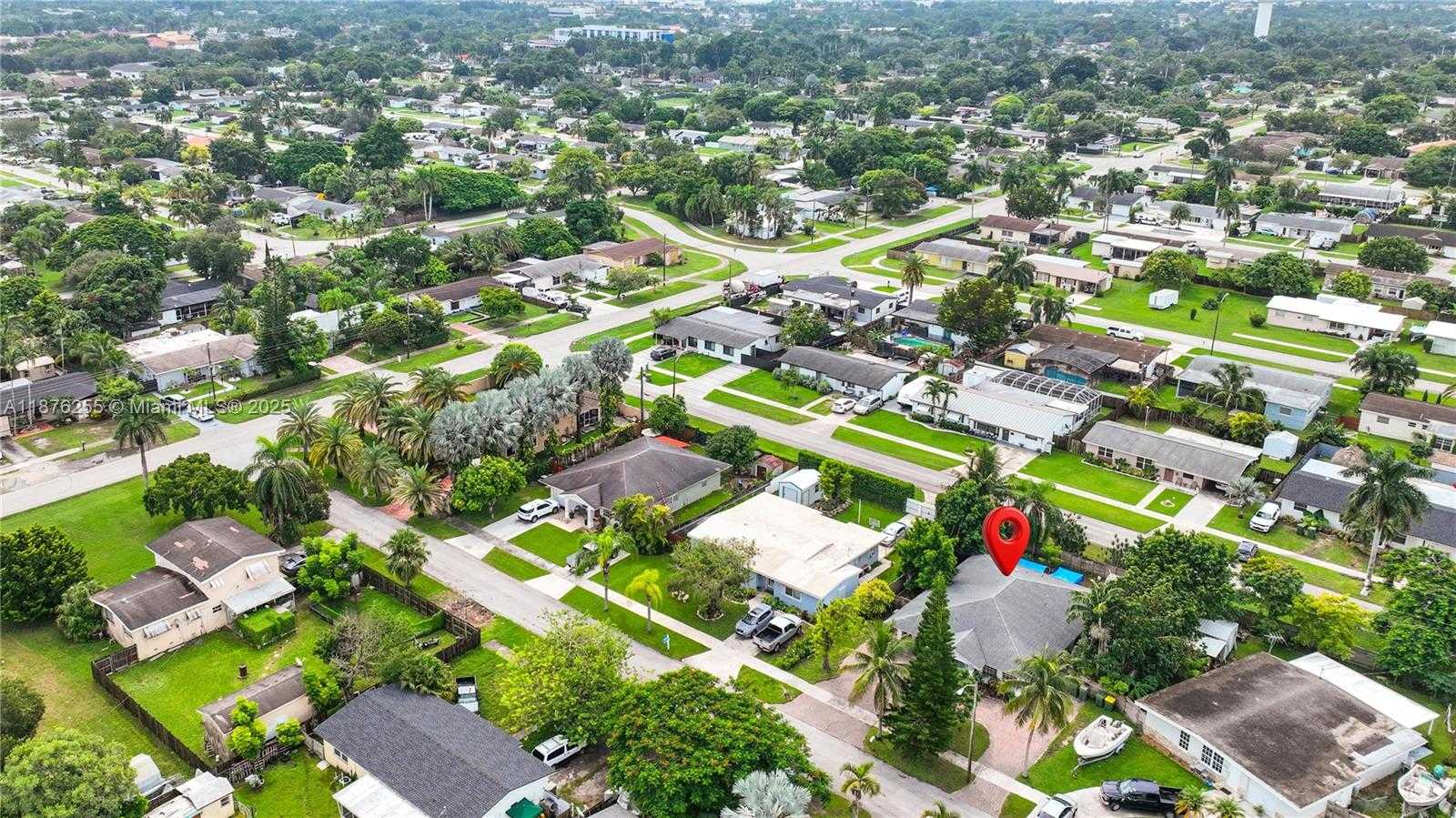 Small Image of 690 NORTH WEST 18TH ST, Homestead Number 29