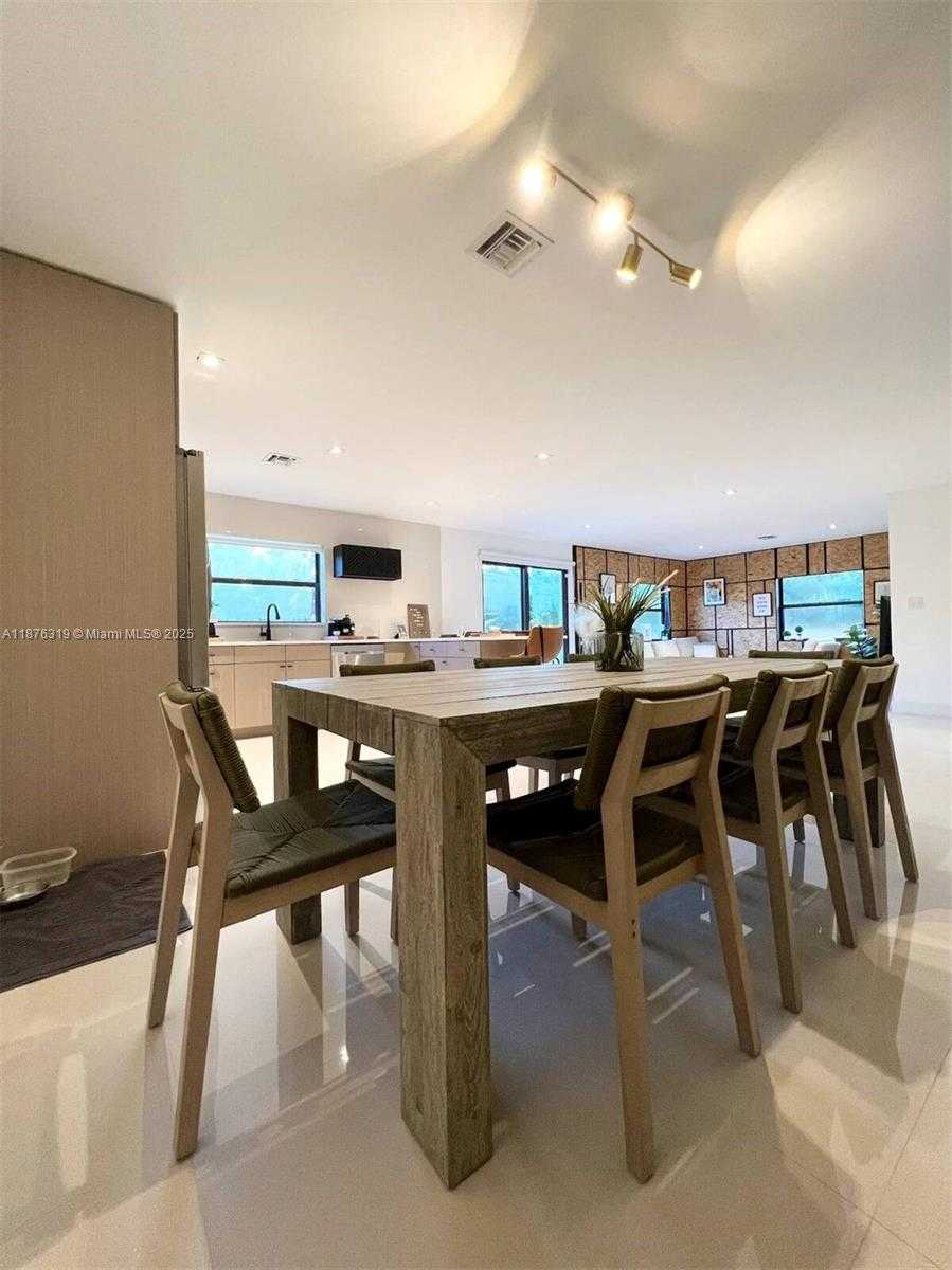 Small Image of 808 SOUTH WEST 29TH ST, Fort Lauderdale Number 18