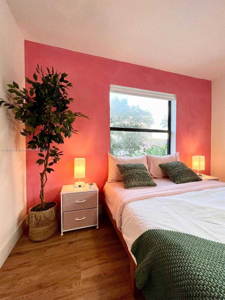 Small Image of 808 SOUTH WEST 29TH ST, Fort Lauderdale Number 19