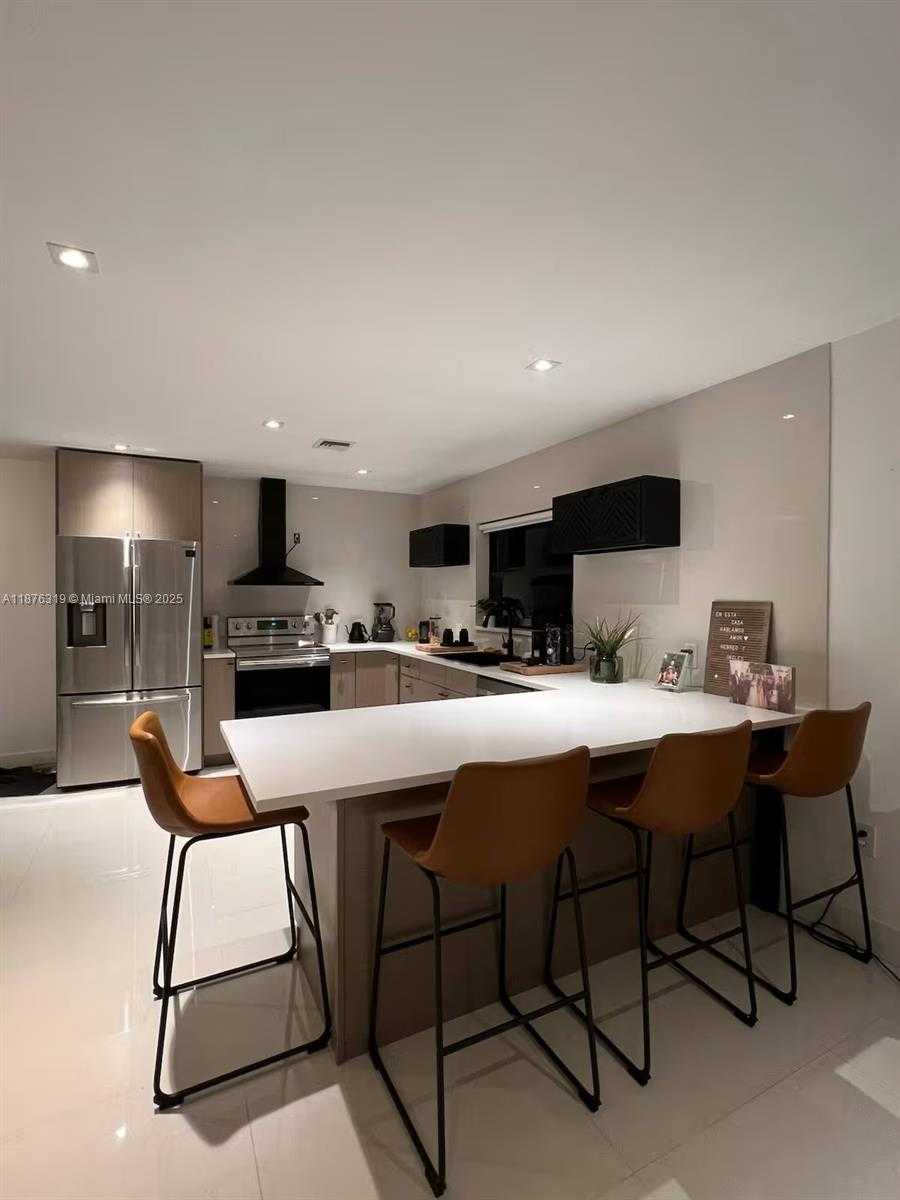 Small Image of 808 SOUTH WEST 29TH ST, Fort Lauderdale Number 40