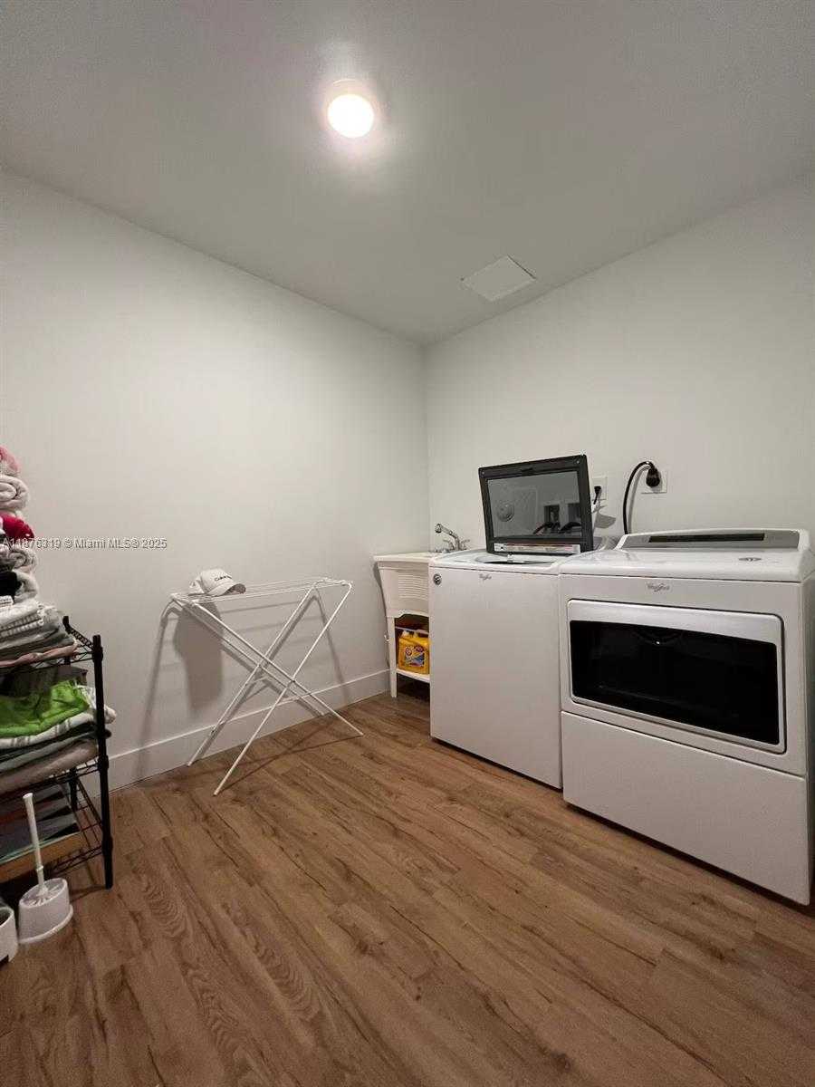 Small Image of 808 SOUTH WEST 29TH ST, Fort Lauderdale Number 50