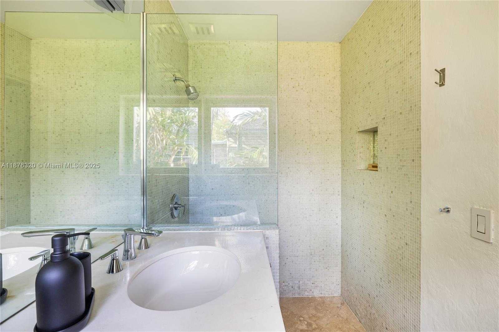 Small Image of 11403 NORTH EAST 8TH AVE, Biscayne Park Number 27
