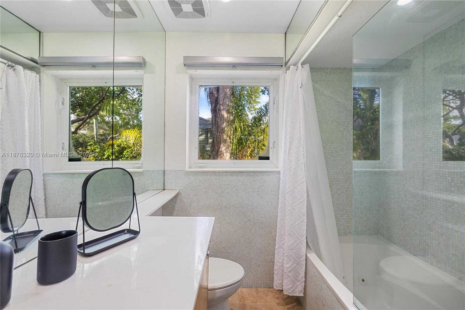 Small Image of 11403 NORTH EAST 8TH AVE, Biscayne Park Number 32
