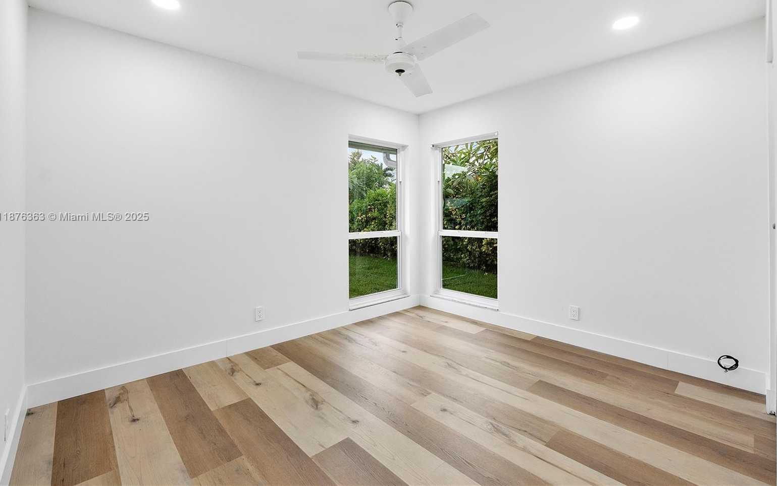 Small Image of 4931 NORTH WEST 83RD TER, Lauderhill Number 22