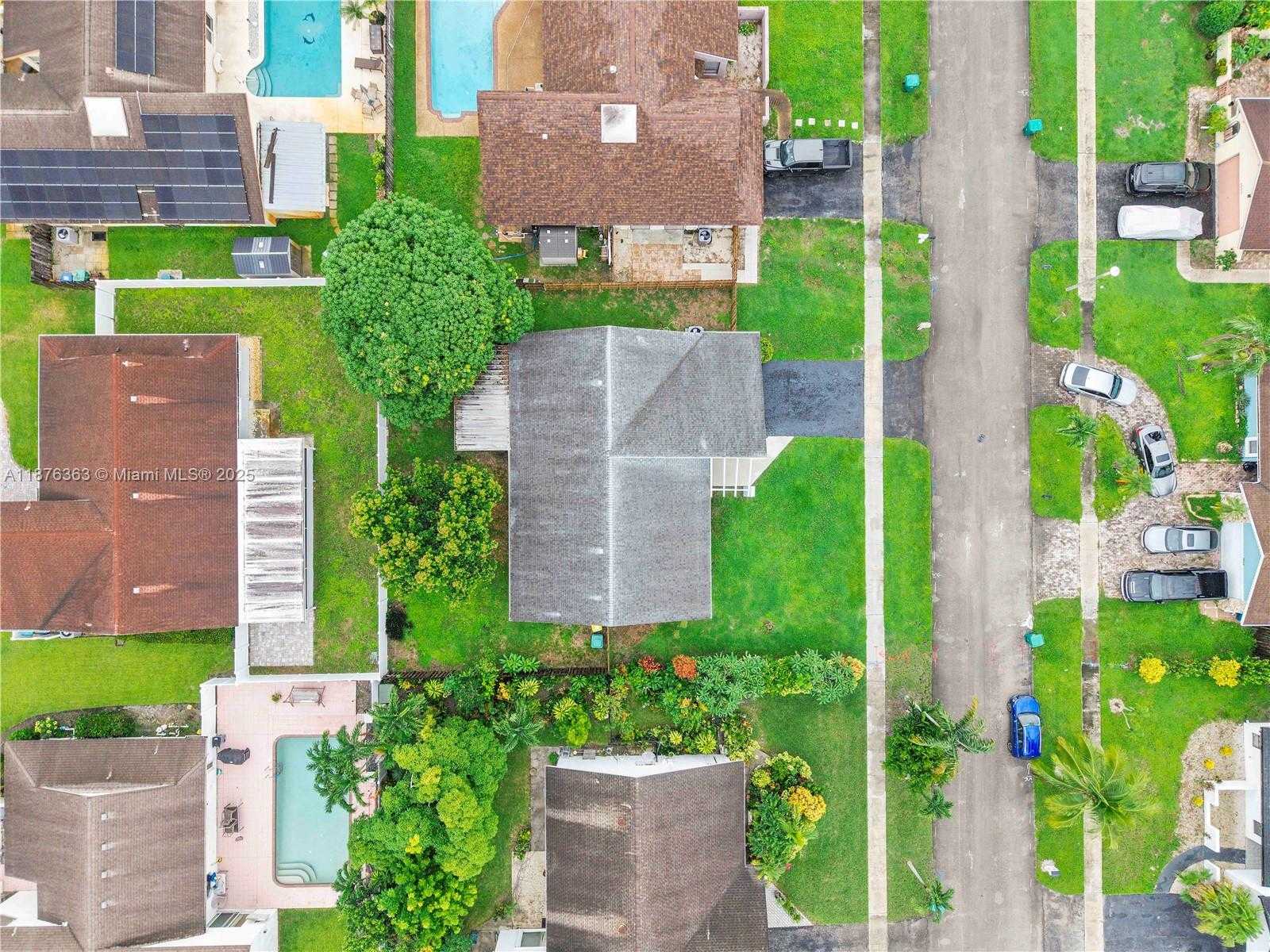 Small Image of 4931 NORTH WEST 83RD TER, Lauderhill Number 31