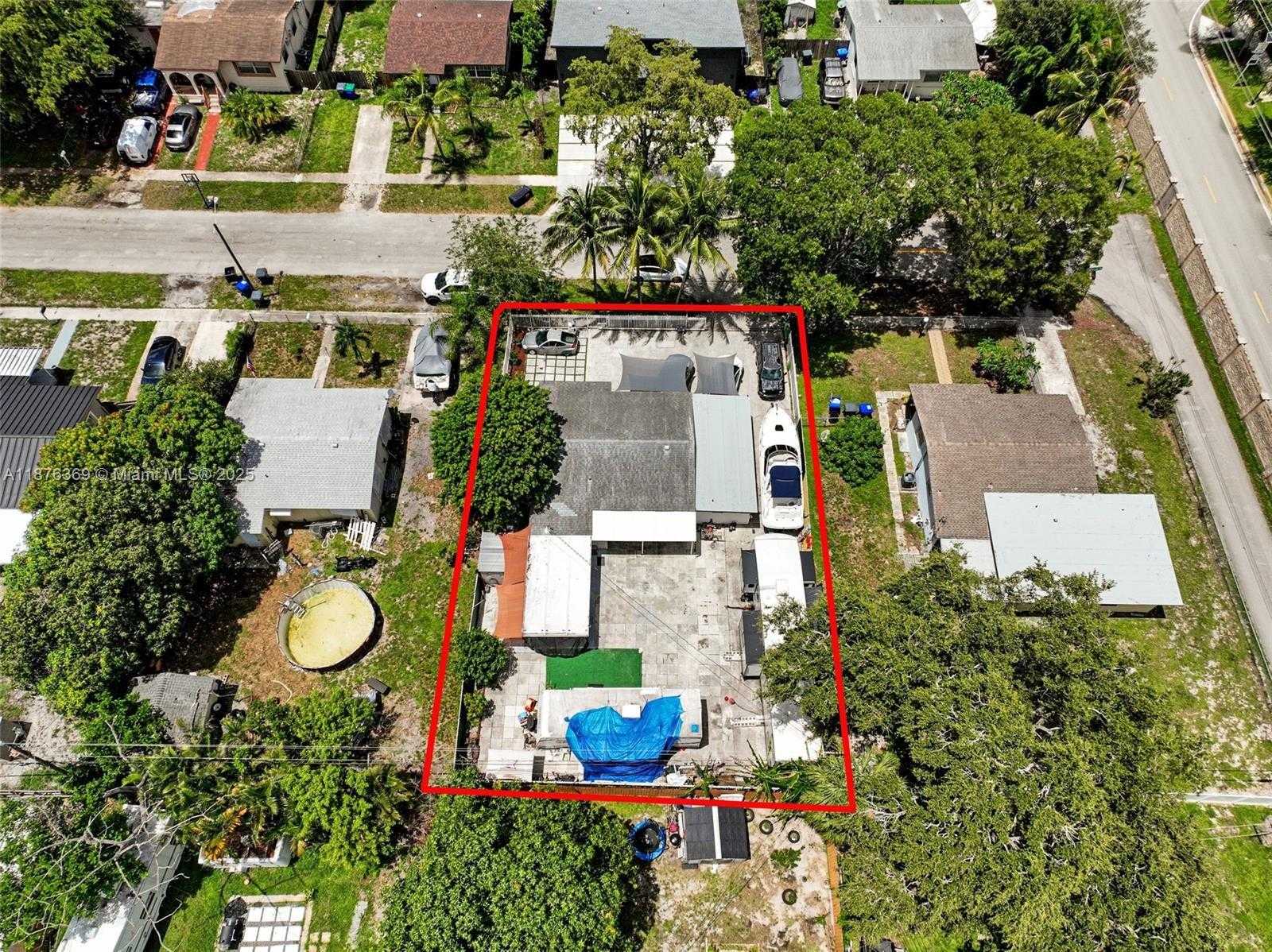 Small Image of 6404 MEADE ST, Hollywood Number 40