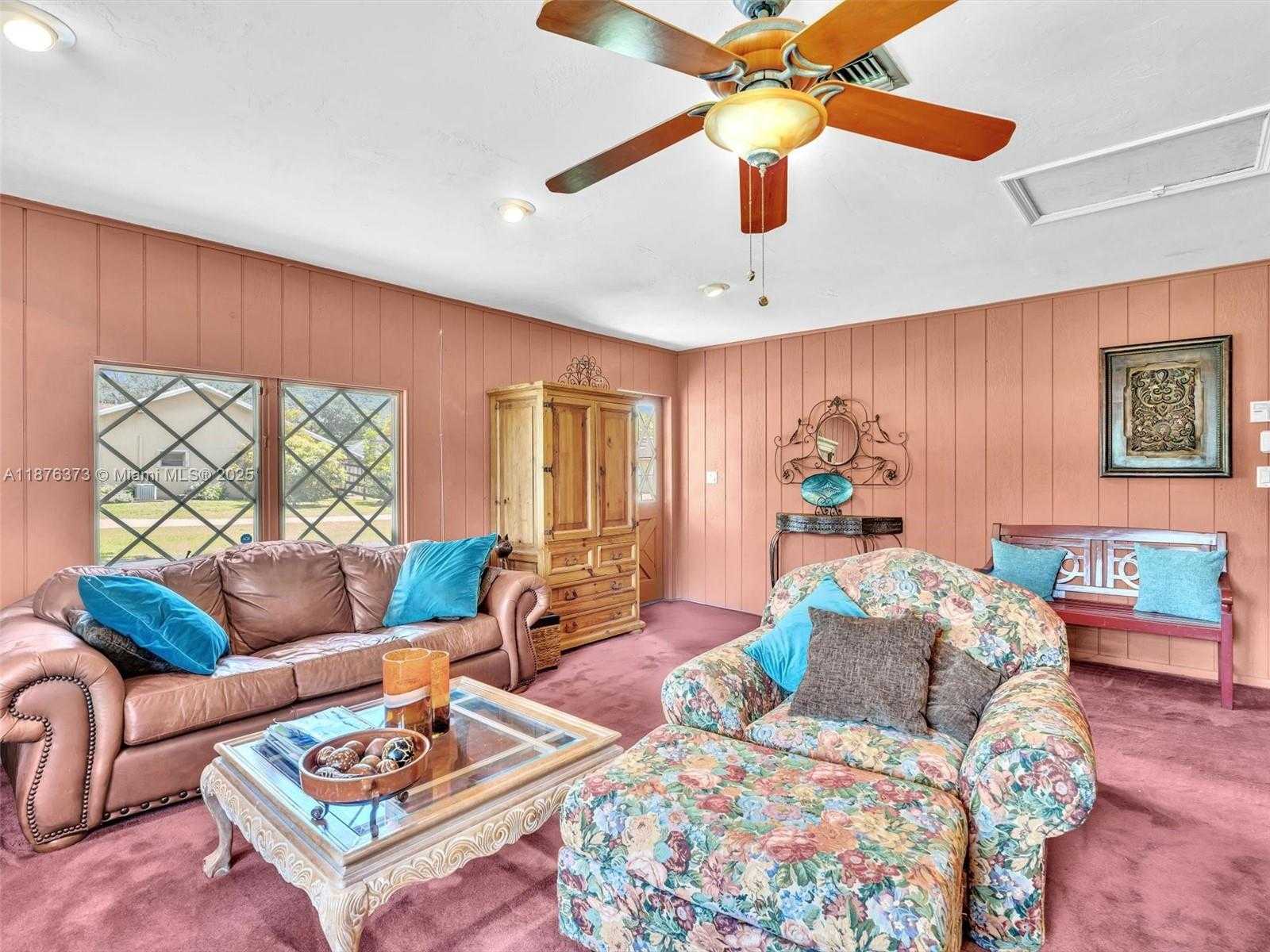 Small Image of 5310 SOUTH WEST 109TH AVE, Davie Number 15
