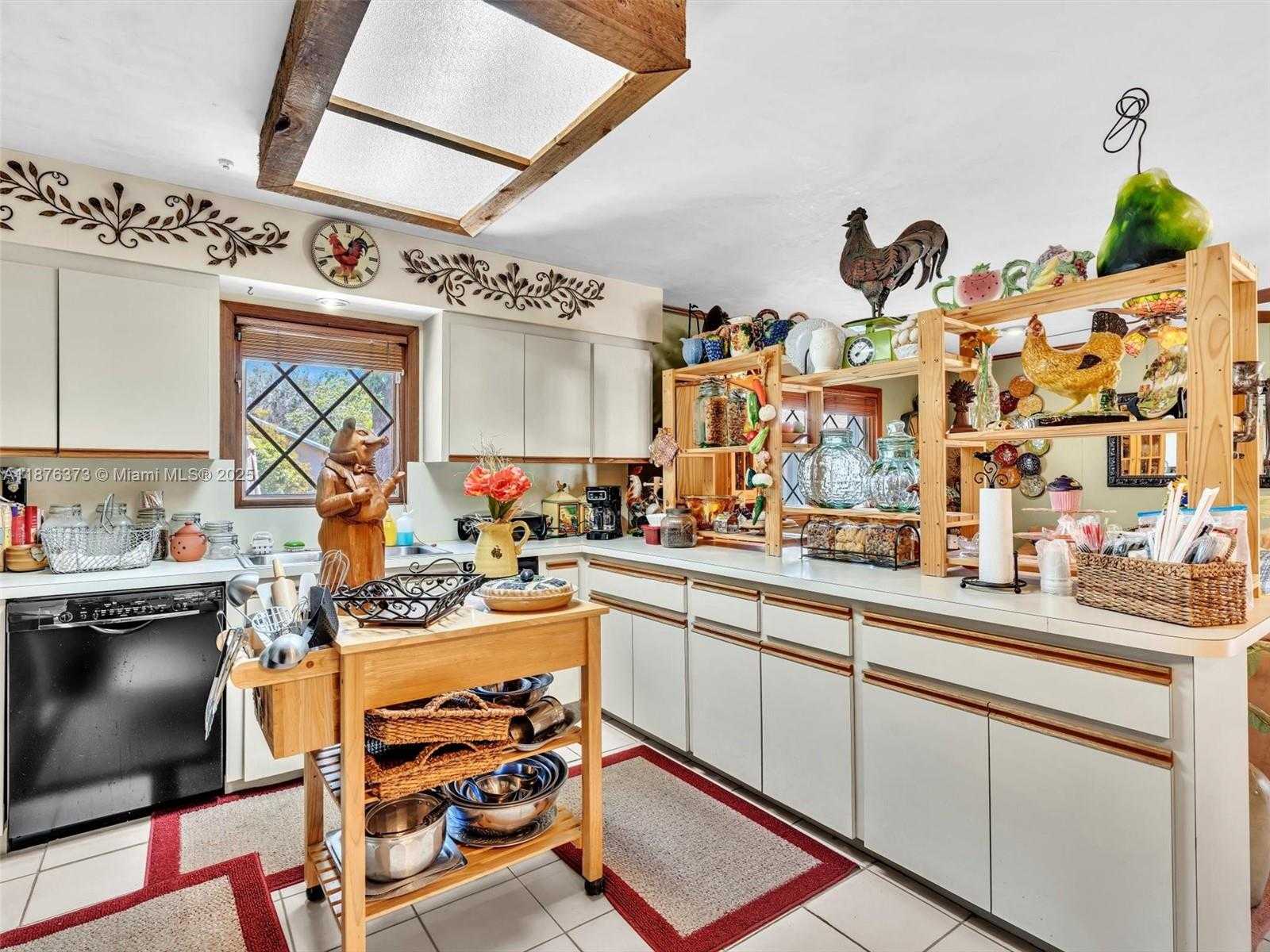 Small Image of 5310 SOUTH WEST 109TH AVE, Davie Number 41