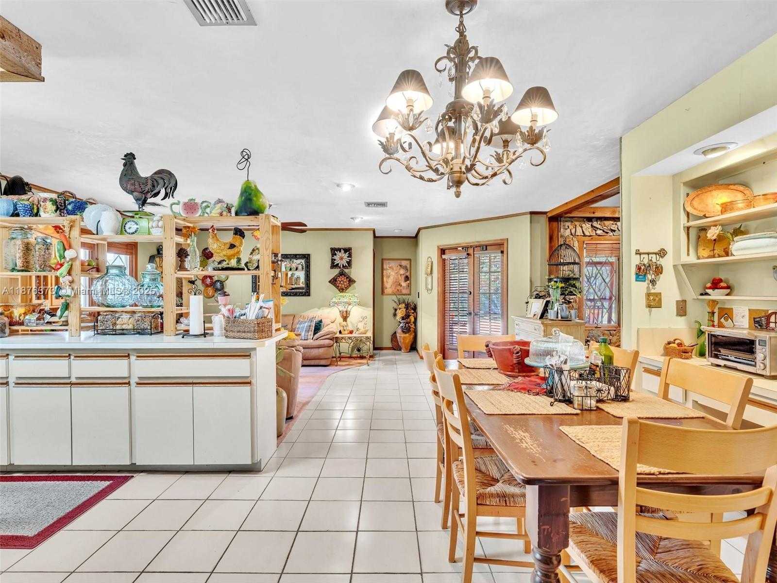 Small Image of 5310 SOUTH WEST 109TH AVE, Davie Number 43