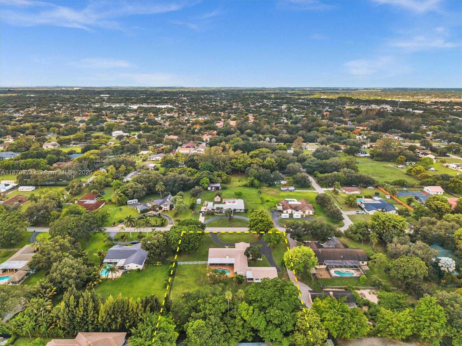 Small Image of 5310 SOUTH WEST 109TH AVE, Davie Number 65