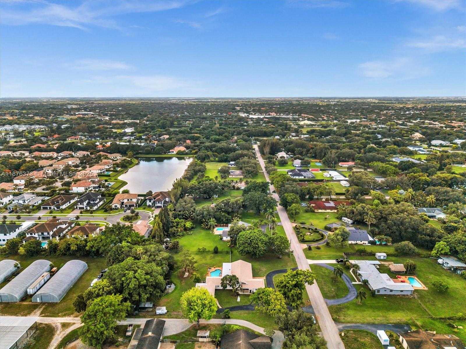 Small Image of 5310 SOUTH WEST 109TH AVE, Davie Number 66